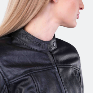 e244b43faf548d5390e61573ffdb99a74c9ecc4a_1_PIA_190006_1_160.png Course Beemer Women's Motorcycle Jacket